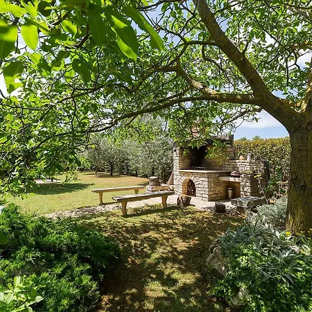 Family Vacation Villa Zbandaj Exterior photo
