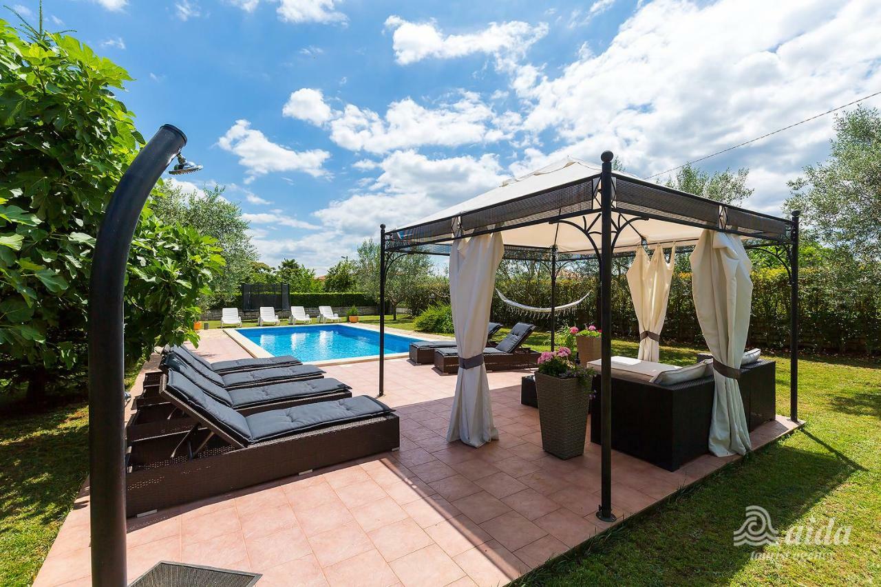 Family Vacation Villa *